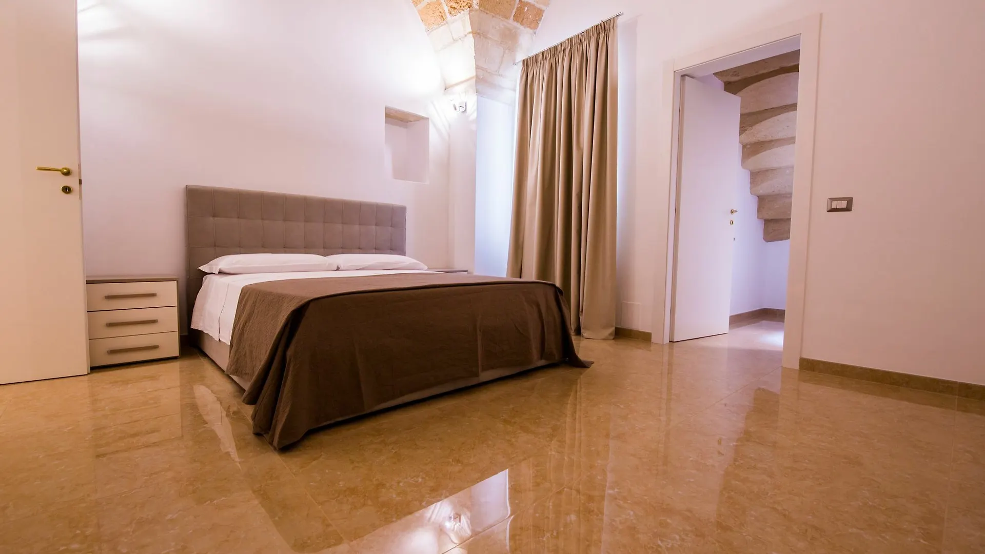 Il Primitivo Rooms Lecce Italia